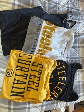 Victoria’s Secret Steelers bundle
